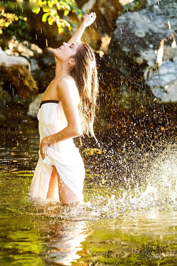 Marie Avgeropoulos in Vientiane