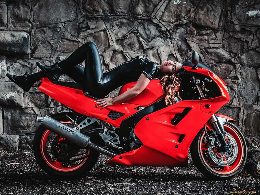 Beautiful girl Beautiful girls and motorcycles in Vientiane