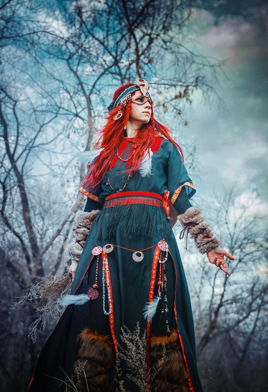 Girls in Slavic costumes underwear in Vientiane