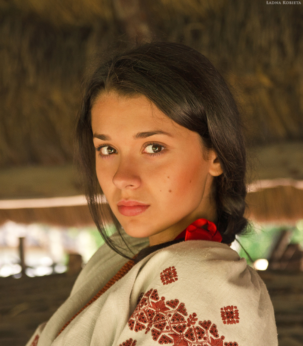 Girls in Slavic costumes in Vientiane